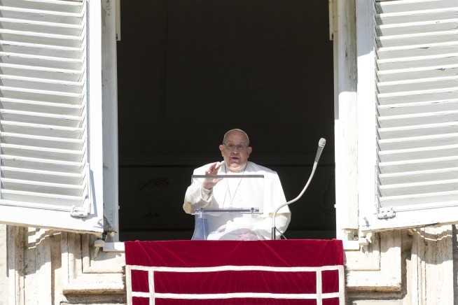 Pope brings Holy Year and prayers for better future to Rome prison, a 'cathedral of pain and hope'