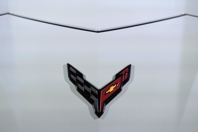 Fastest Corvette ever is all-wheel-drive gas-electric hybrid