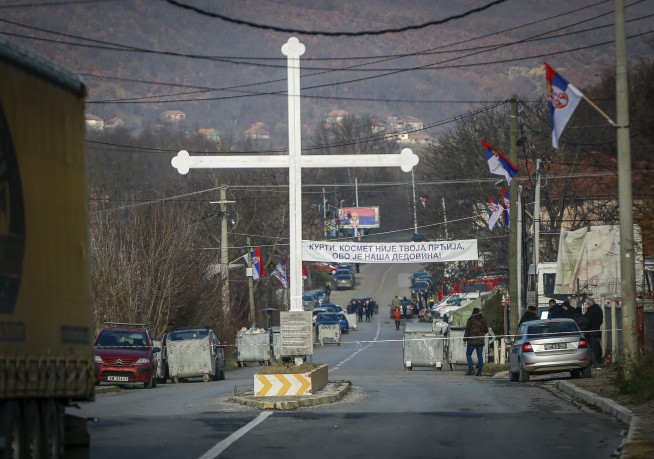 Serbs revoke troop alert, remove some roadblocks in Kosovo