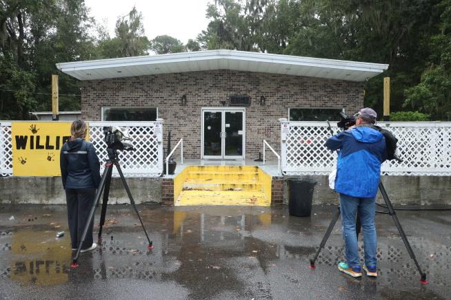 Shooting at packed South Carolina bar kills 4 and injures at least 20 others