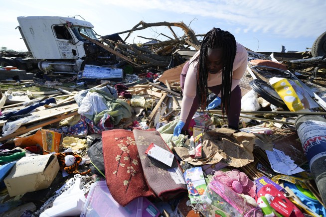 Daunting recovery underway in tornado-devastated Mississippi