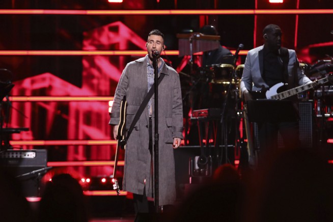 Sheryl Crow, Missy Elliott and Chaka Khan make the crowd go wild at Rock & Roll Hall of Fame