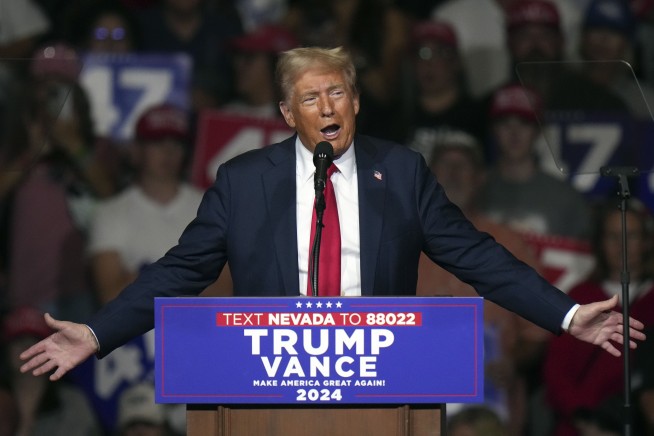 Trump drives his anti-immigration message in Aurora, Colorado