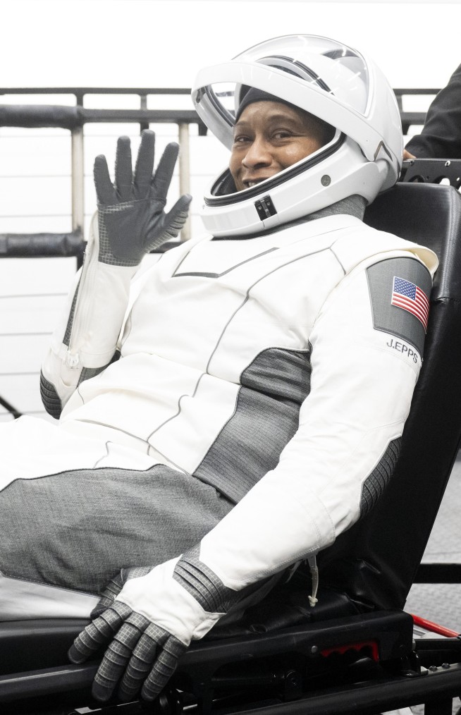 NASA astronaut remains in the hospital after returning from an extended stay in space