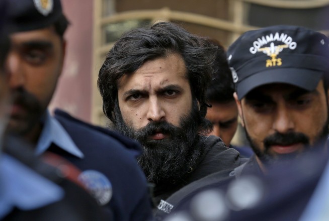 Pakistan court sentences man to death over woman's beheading