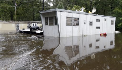 South Carolina flood: Thousands without running water
