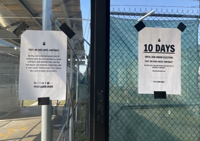 Amazon workers in NYC vote to unionize, a first for company