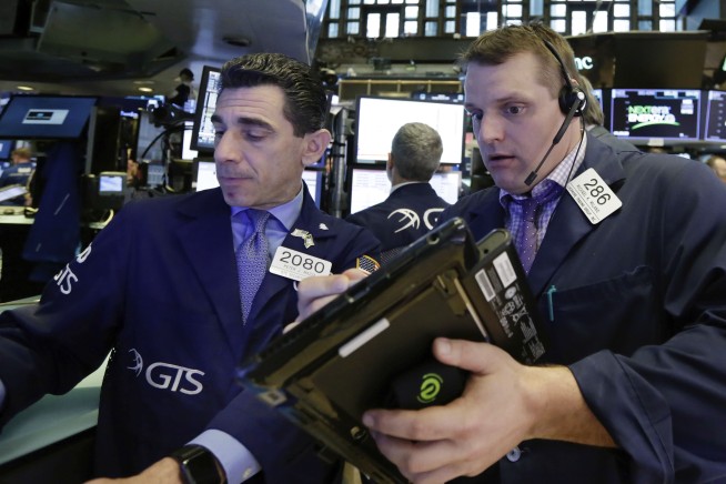 Markets Right Now: Italy gridlock shakes up global markets