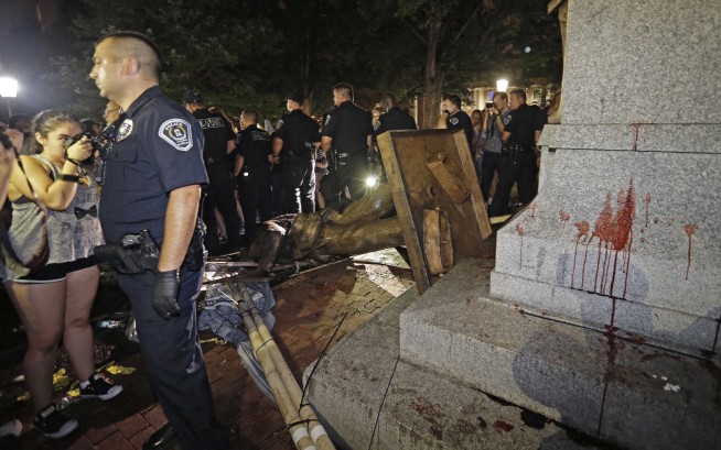 Top UNC leaders condemn Confederate statue toppling