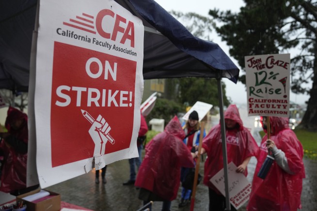 California State University faculty reach tentative contract agreement and will end strike