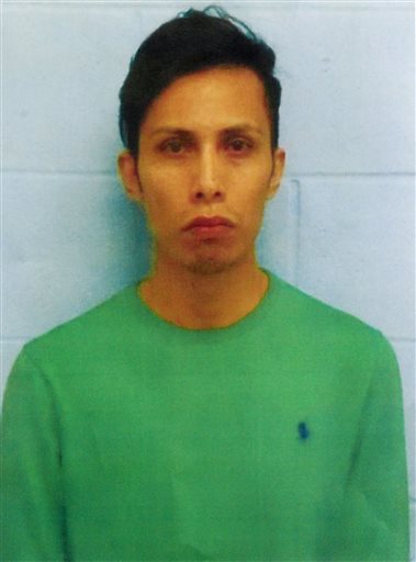 2 nabbed at Texas border in credit card fraud case