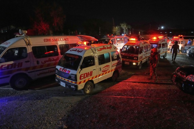 Pakistan says insurgents who attacked a passenger train killed 21 hostages while all others freed