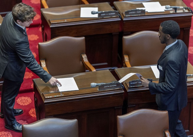 A judge blocks the release of an ex-Minnesota senator accused of soliciting a minor