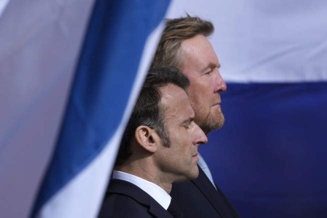 Domestic unrest interrupts Macron's European future speech