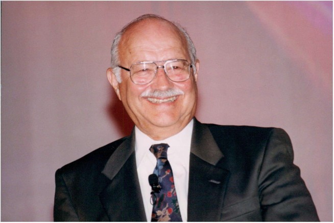 Subway sandwich chain co-founder Peter Buck dies at 90