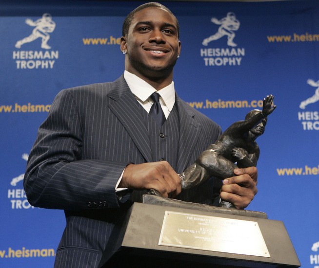 Reggie Bush is reinstated as 2005 Heisman Trophy winner, with organizers citing NIL rule changes