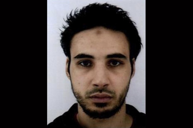 Officials: Strasbourg market shooter killed in shootout