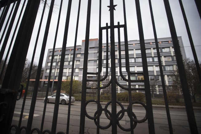 IAAF to look into 2014 world indoors for Russian doping