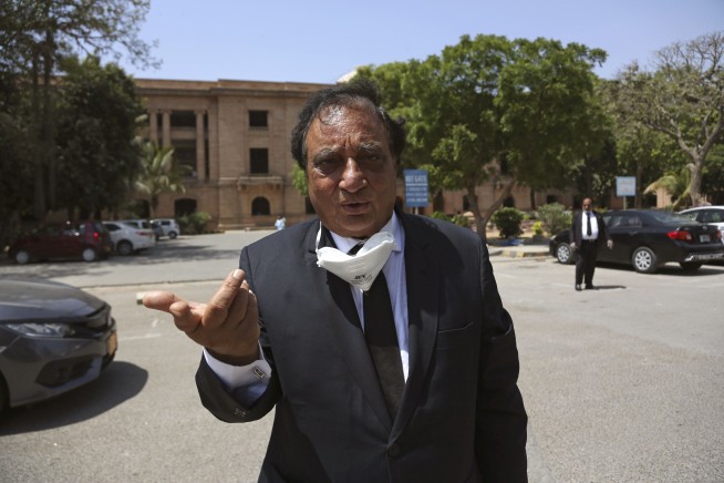 Pakistan court overturns conviction in death of Daniel Pearl