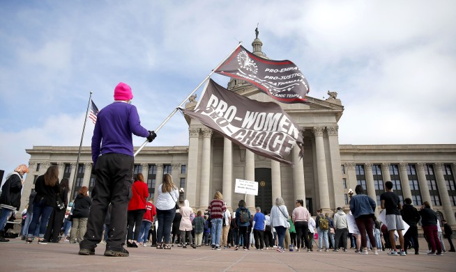 Oklahoma governor signs bill to make abortion illegal