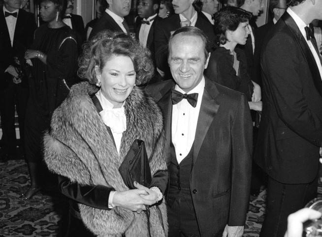 Ginnie Newhart, wife of comedy legend Bob Newhart, dies