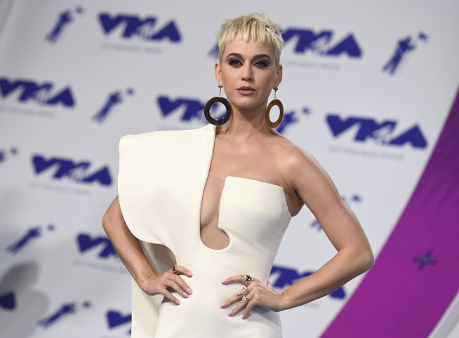 Nun involved in lawsuit with Katy Perry over convent dies