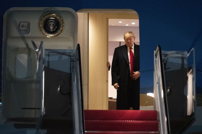 Trump asks Supreme Court to void financial records subpoena