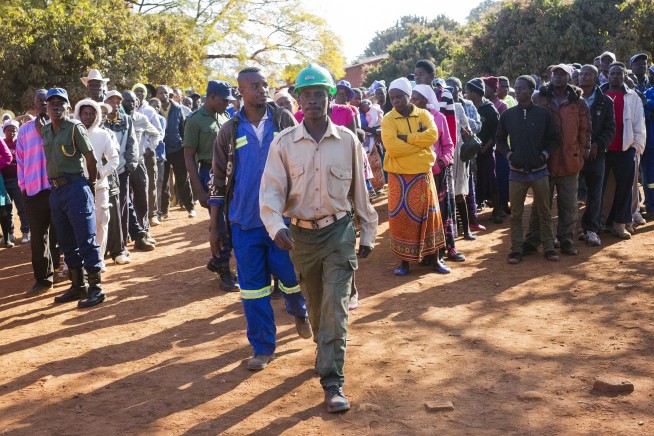 The Latest: Counting underway in Zimbabwe's historic vote