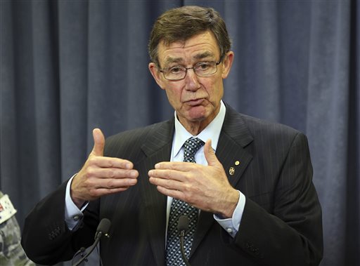 Ships race to investigate signals in jet search