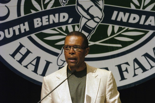 Gale Sayers, Bears Hall of Fame running back, dies at 77
