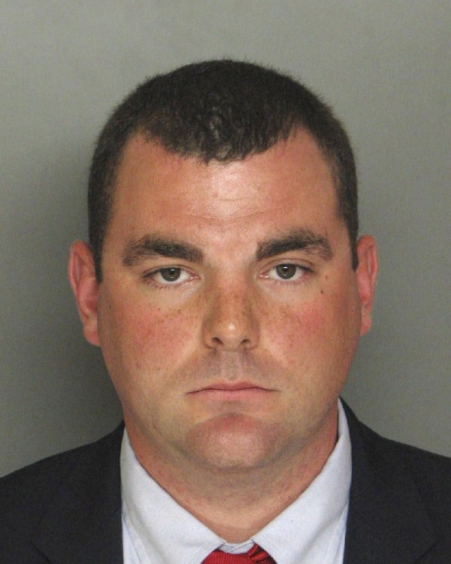 White officer gets probation in black driver's shooting