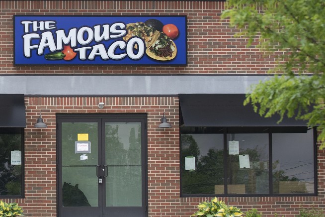 Indiana judge opens door for new eatery, finding `tacos and burritos are Mexican-style sandwiches'