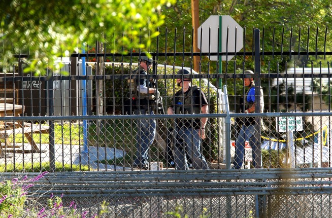 Navy says gunshot report at med center came from 1 person