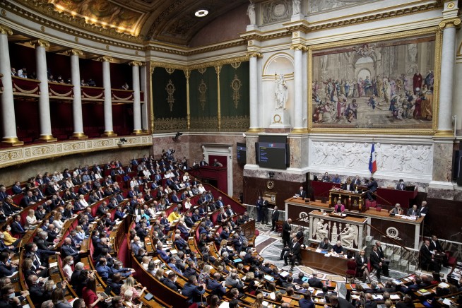 France takes 1st step to add abortion right to constitution