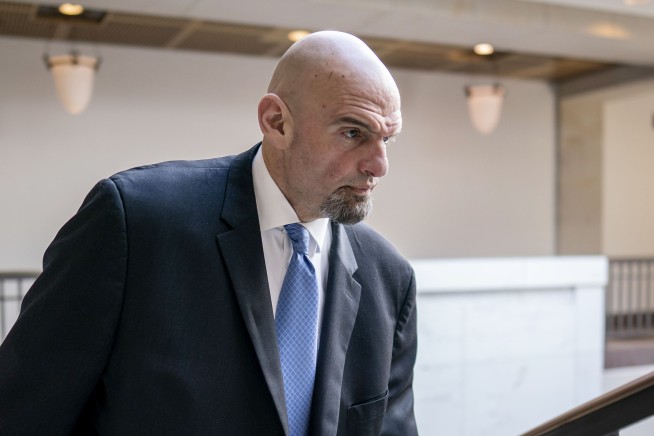 Fetterman draws praise for getting help for depression