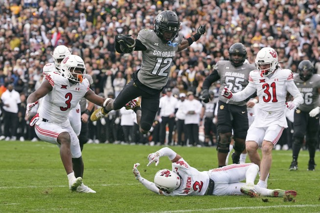 Colorado two-way star Travis Hunter wins Heisman Trophy as college football's top player