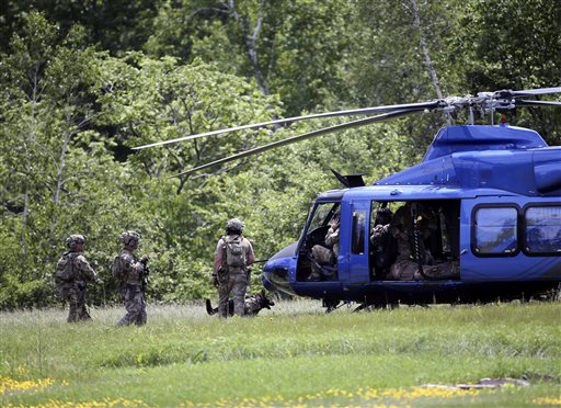 Prosecutor says escaped killers used contractors' tools