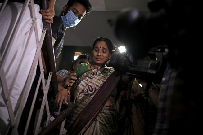 India hangs 4 men convicted for fatal New Delhi gang rape