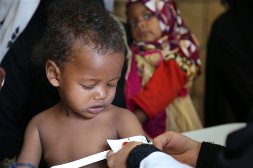 UN says Yemen on edge of famine from conflict, blocked ports