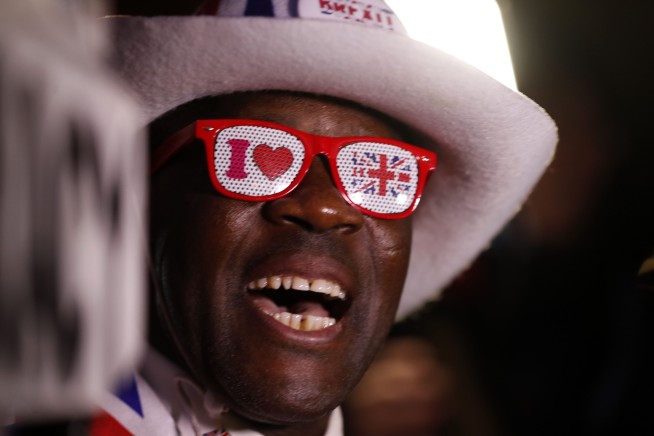 Johnson hails 'new beginning' as UK counts down to Brexit