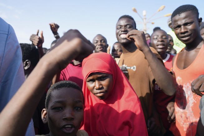 Leader of Niger's junta says it will restore civilian rule within 3 years, but gives no details