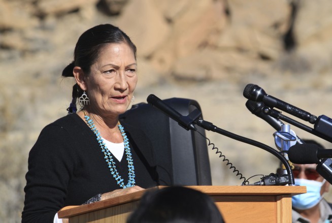 Biden sets out oil, gas leasing reform, stops short of ban