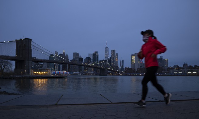 New York to require face coverings in busy public places