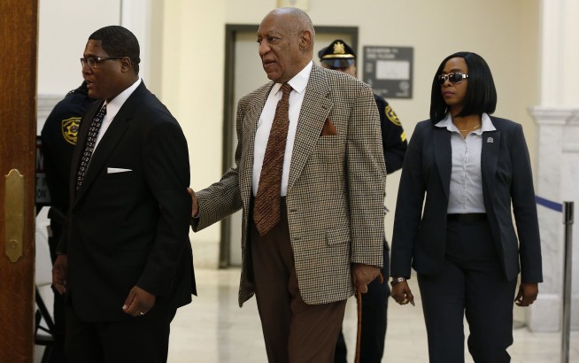 Lawyers clash over use of accusers' names at Cosby hearing