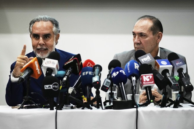 Colombian government reveals questions it plans to pose to voters in referendum on labor reform