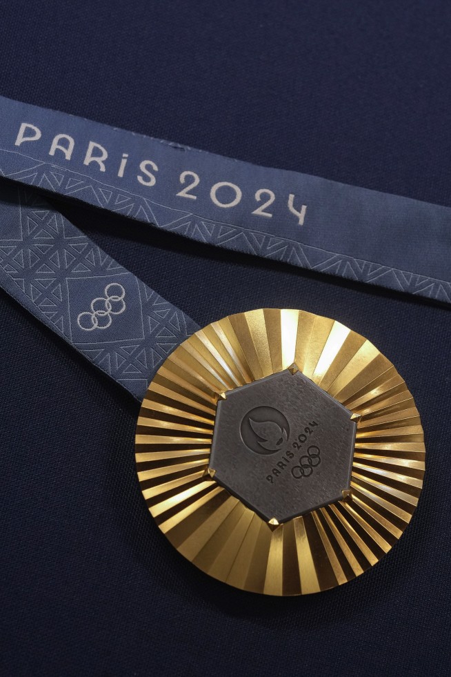 The Paris Olympics medals are made with pieces of the Eiffel Tower