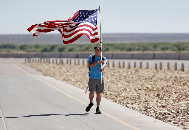 Feds seek removal of 20-day limit on immigrant family holds