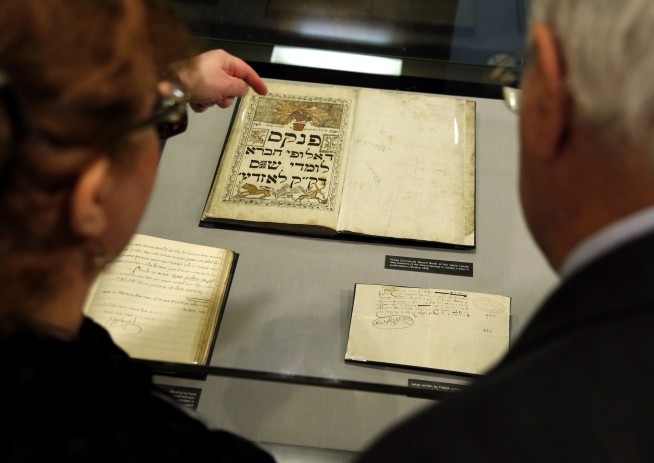 Papers believed to be lost in Holocaust go on display in US