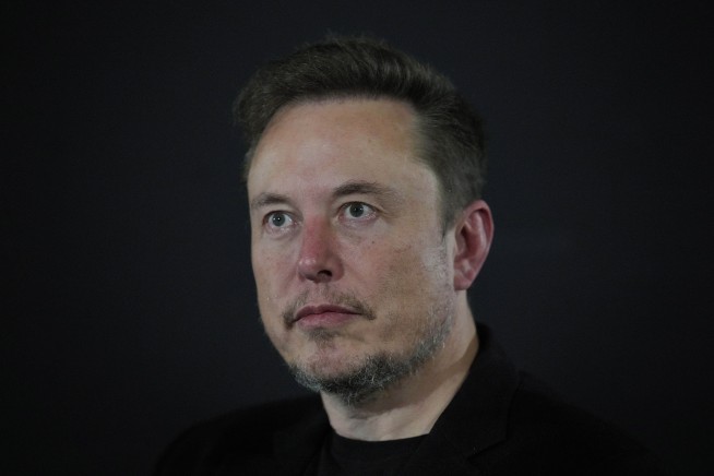 Elon Musk visits Israel to meet top leaders as accusations of antisemitism on X grow