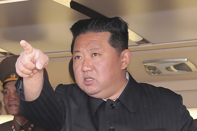North Korea raises alarm after confirming 1st COVID-19 case
